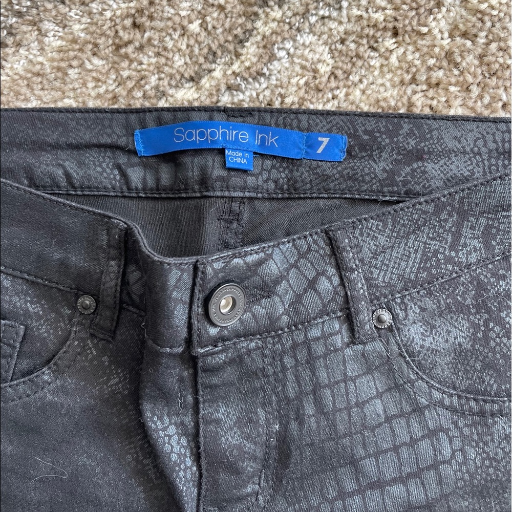 Pants black